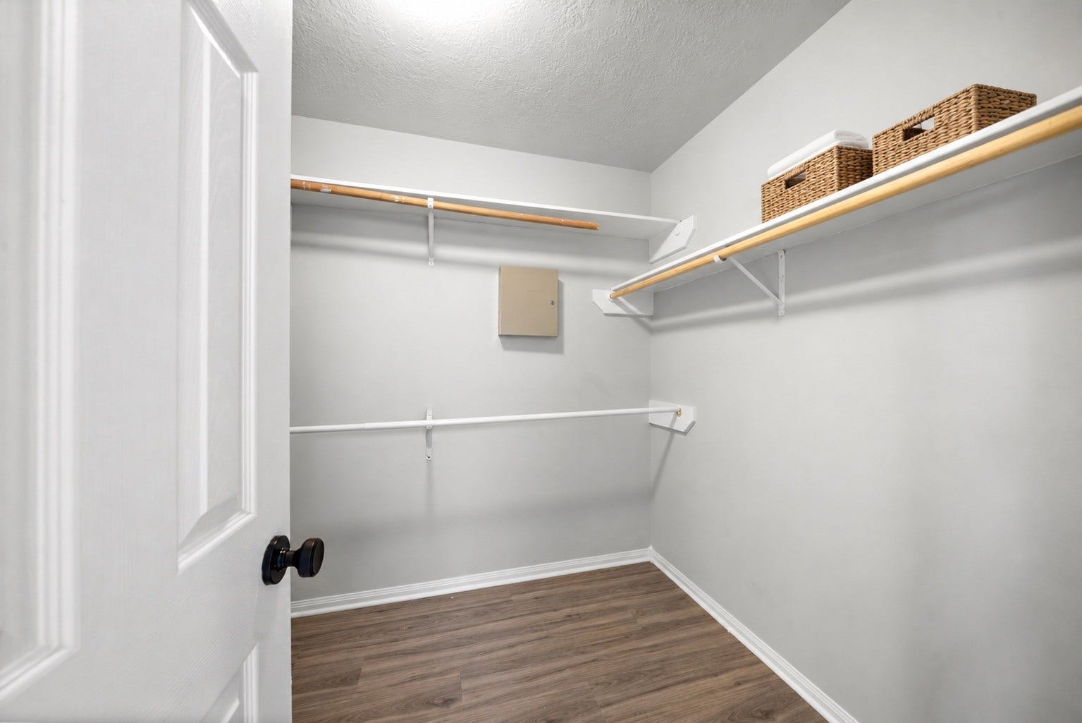 1725 Hazelwood Drive, Conroe, TX 77301 1725 Hazelwood Drive, Conroe, TX 77301