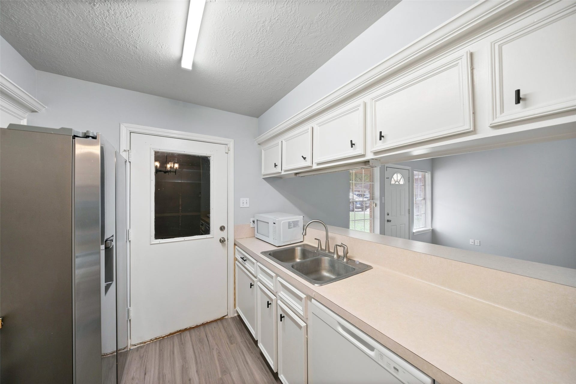 1725 Hazelwood Drive, Conroe, TX 77301 1725 Hazelwood Drive, Conroe, TX 77301