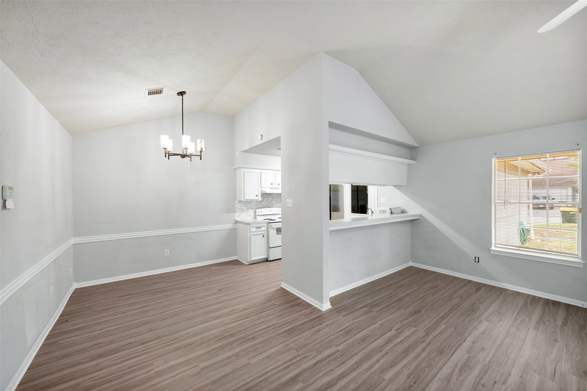 1725 Hazelwood Drive, Conroe, TX 77301 1725 Hazelwood Drive, Conroe, TX 77301