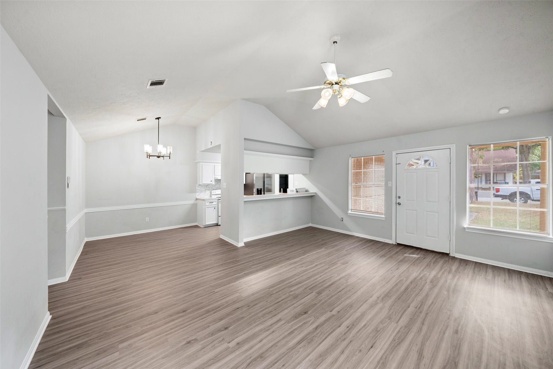 1725 Hazelwood Drive, Conroe, TX 77301 1725 Hazelwood Drive, Conroe, TX 77301