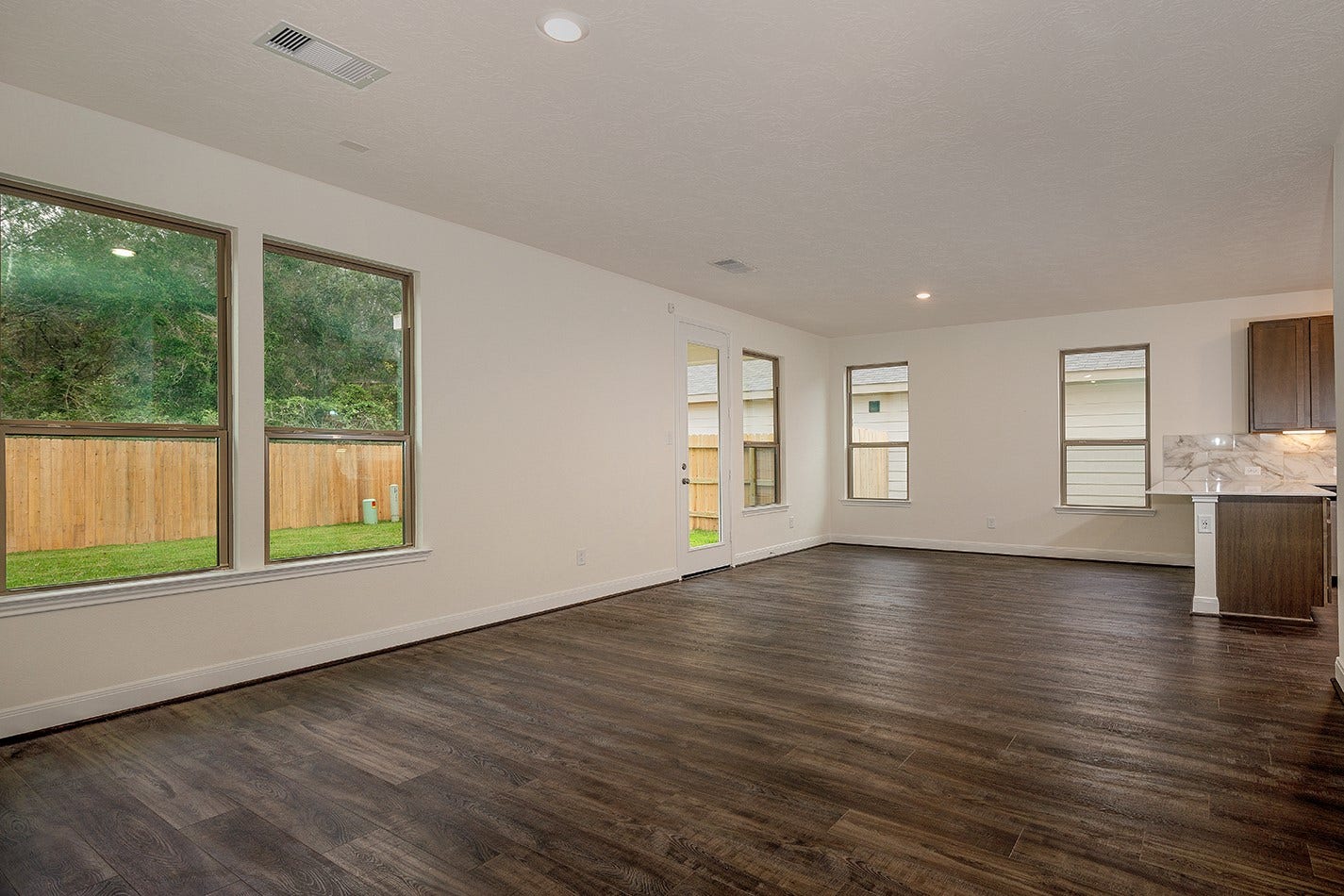 27646 Mesabe Drive, Magnolia, TX 77354 27646 Mesabe Drive, Magnolia, TX 77354
