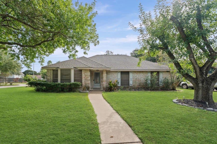 Property photo for 6122 Fuller Street, Houston, TX