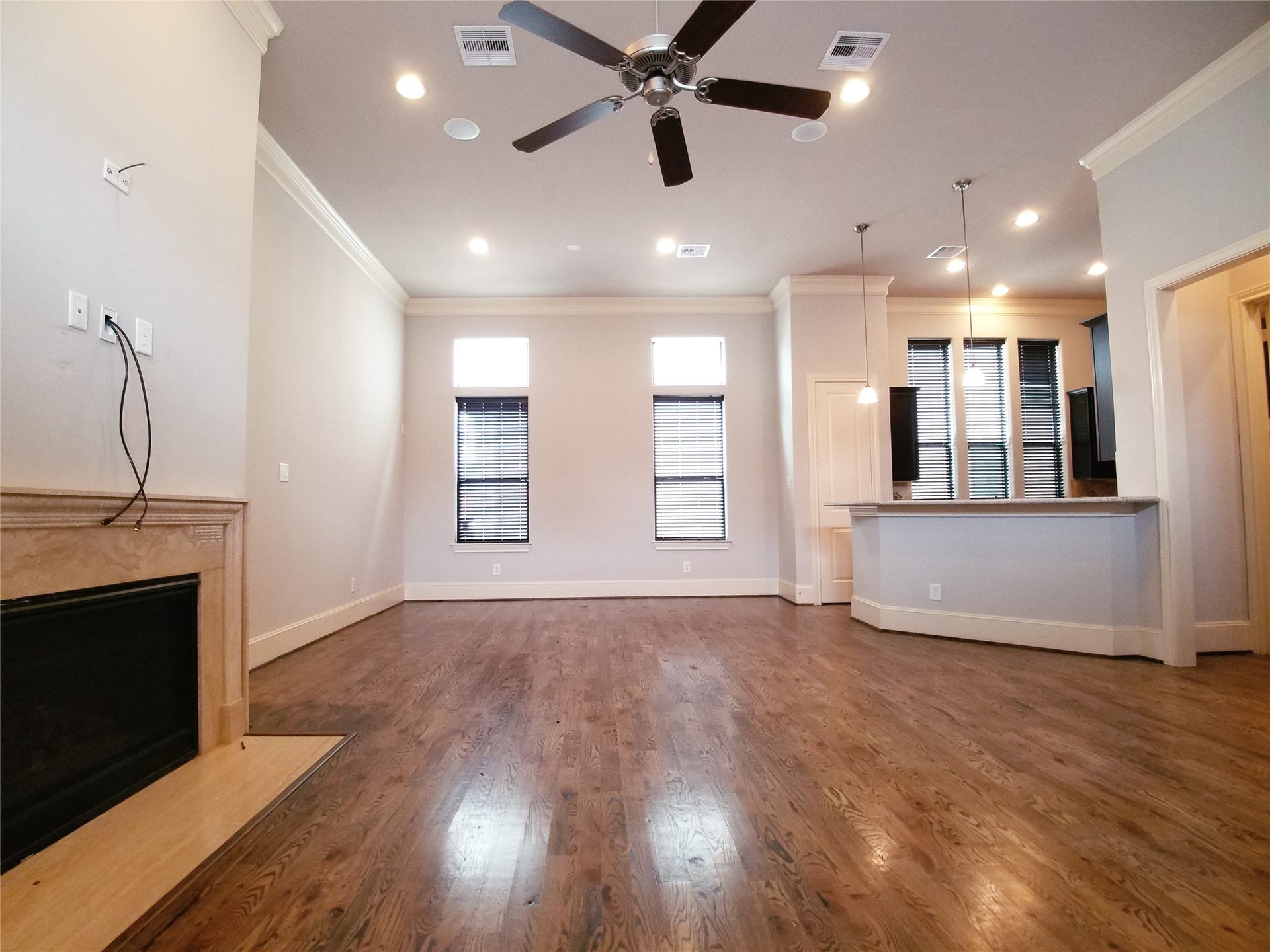 2311 Arabelle Street, Houston, TX 77007 2311 Arabelle Street, Houston, TX 77007