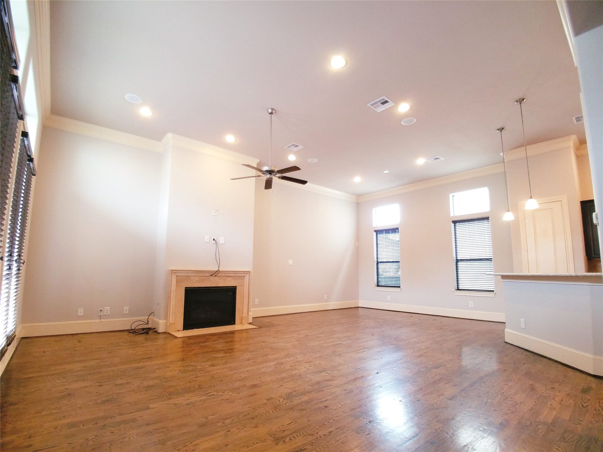 2311 Arabelle Street, Houston, TX 77007 2311 Arabelle Street, Houston, TX 77007