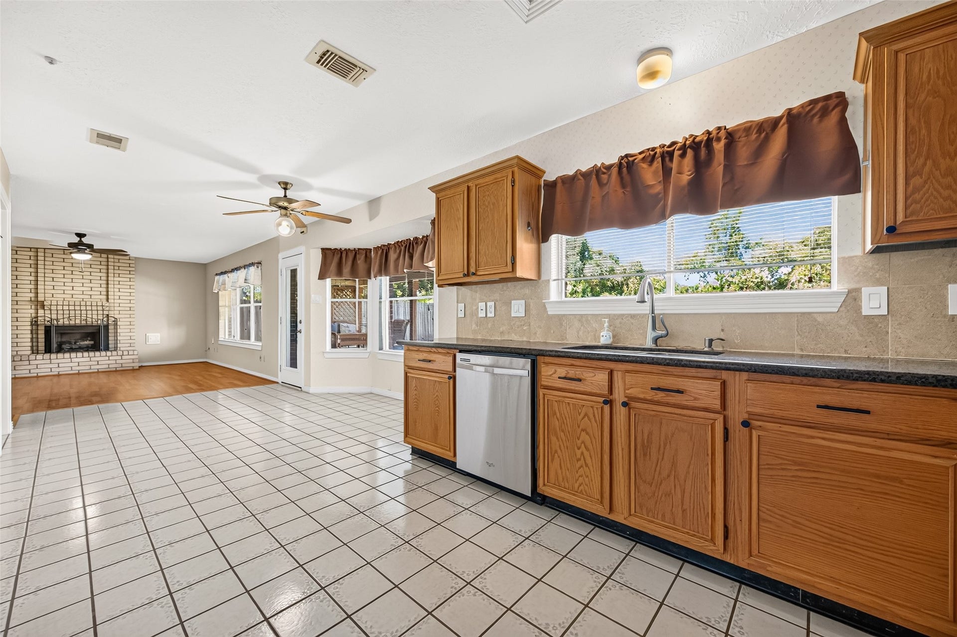 3643 Timothy Lane, Richmond, TX 77406 3643 Timothy Lane, Richmond, TX 77406