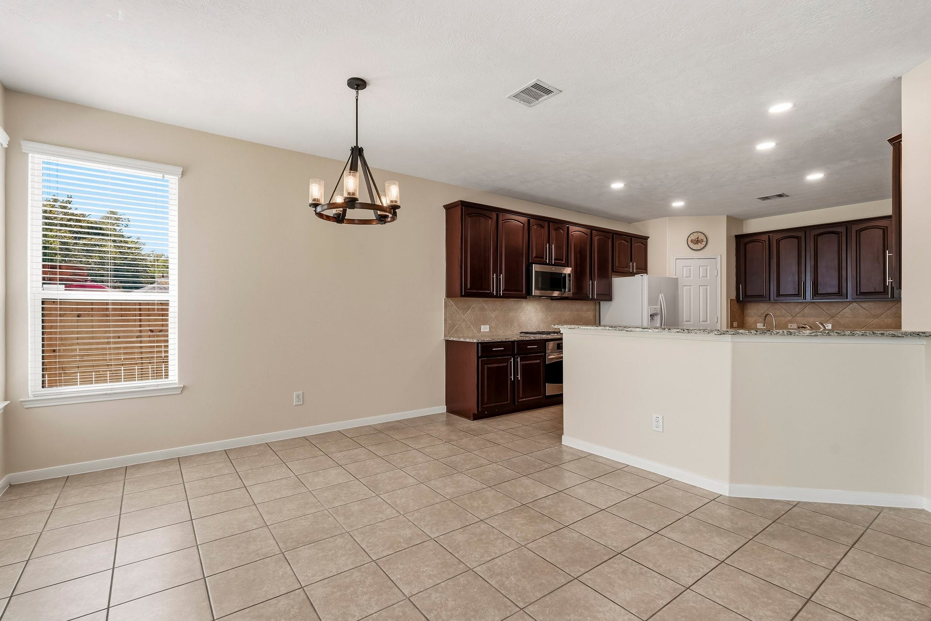 3023 London Lane, Missouri City, TX 77459 3023 London Lane, Missouri City, TX 77459