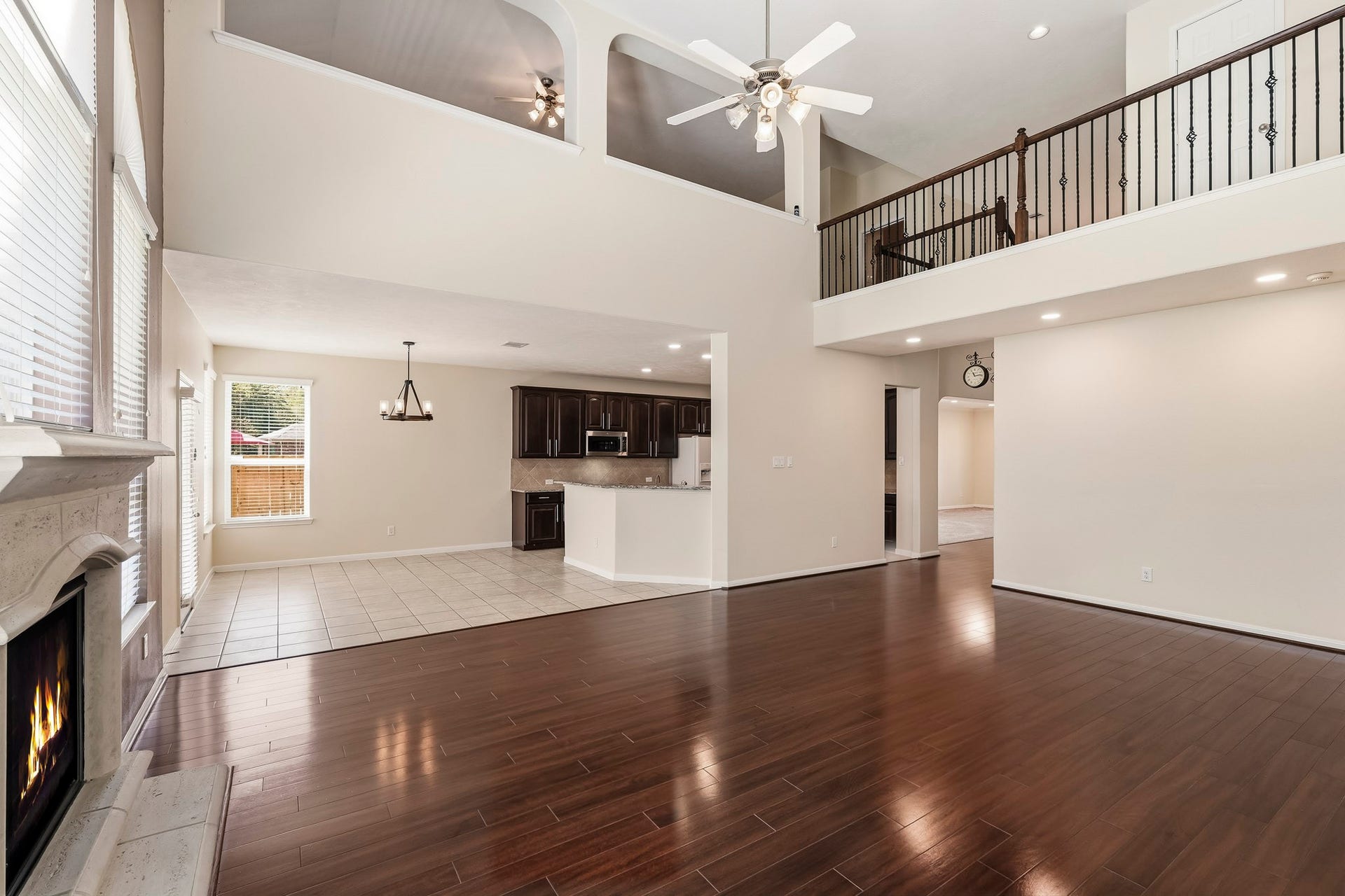 3023 London Lane, Missouri City, TX 77459 3023 London Lane, Missouri City, TX 77459