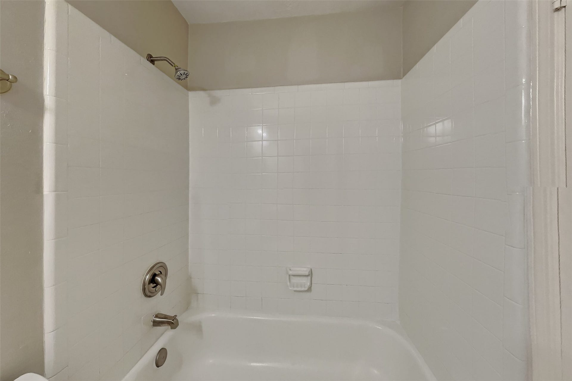 60 S Brookberry Court, The Woodlands, TX 77381 60 S Brookberry Court, The Woodlands, TX 77381