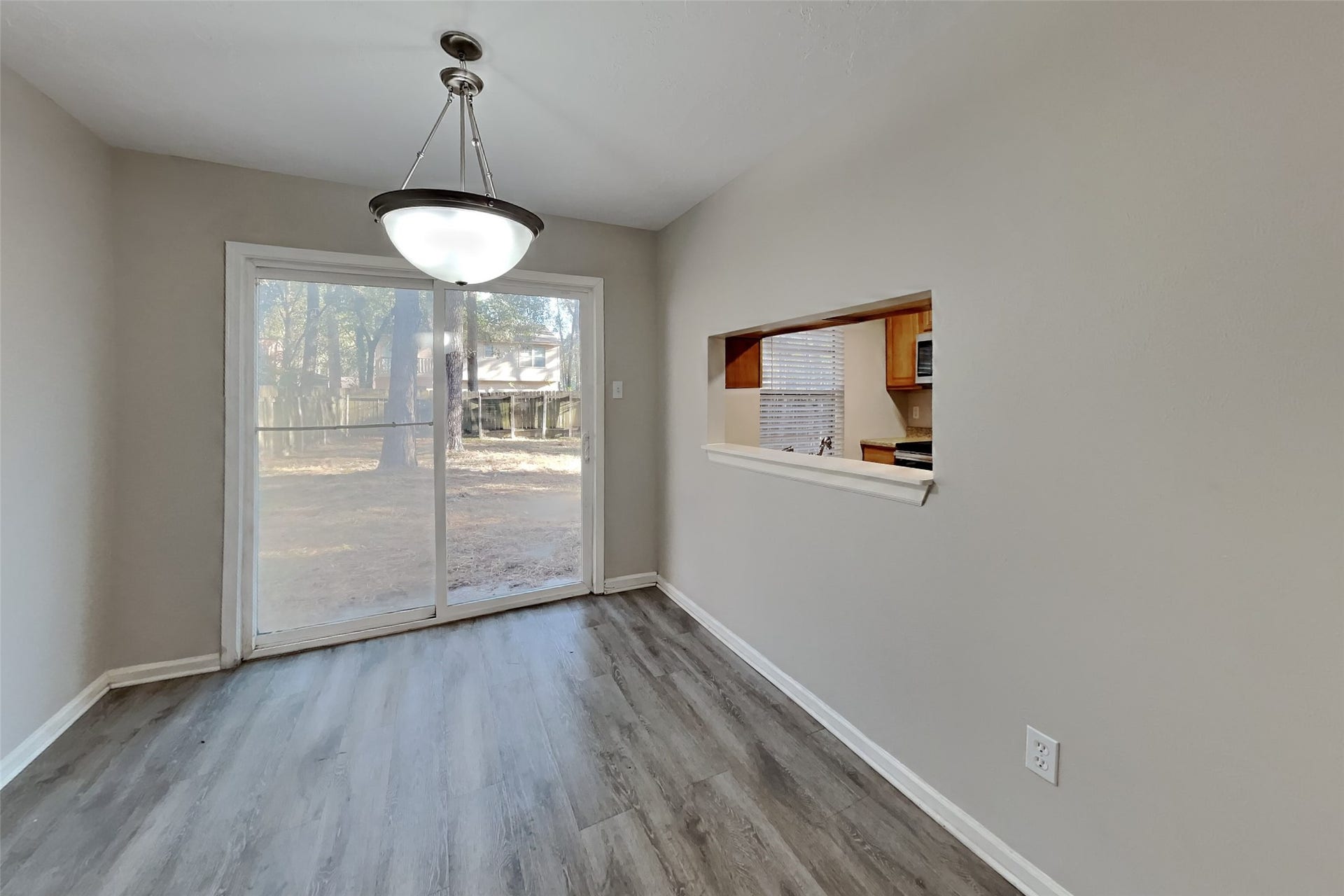 60 S Brookberry Court, The Woodlands, TX 77381 60 S Brookberry Court, The Woodlands, TX 77381
