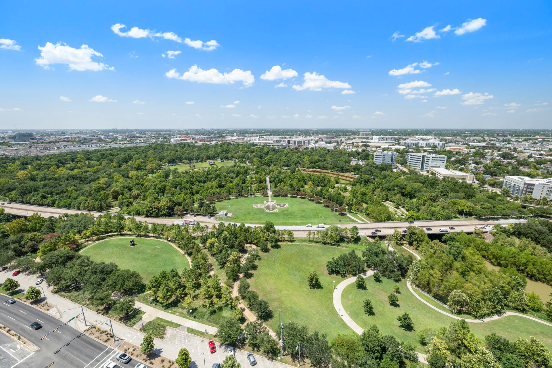 1711 Allen Parkway, #2001, Houston, TX 77019 Area/Community Photo