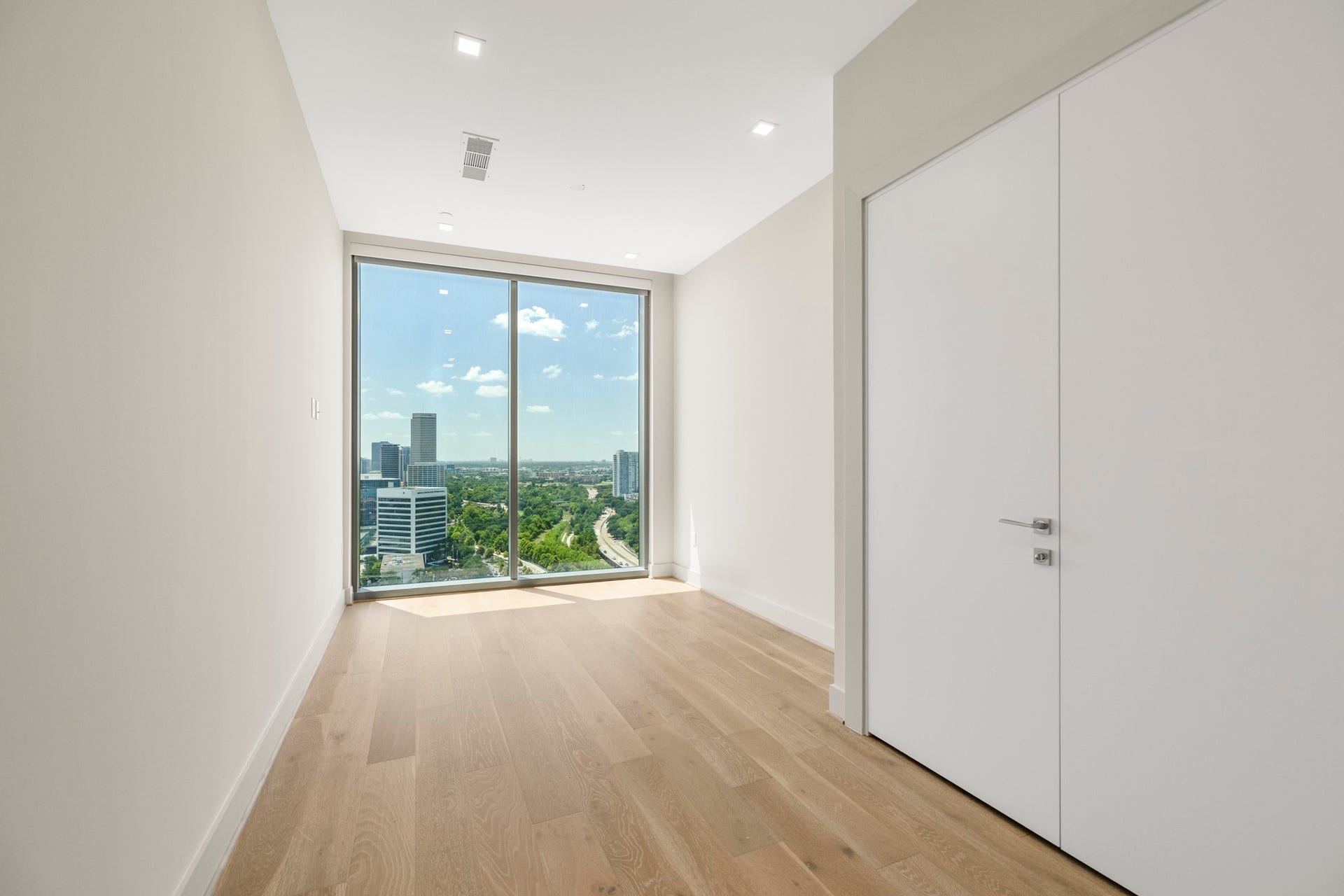 1711 Allen Parkway, #2001, Houston, TX 77019 Bedroom 3