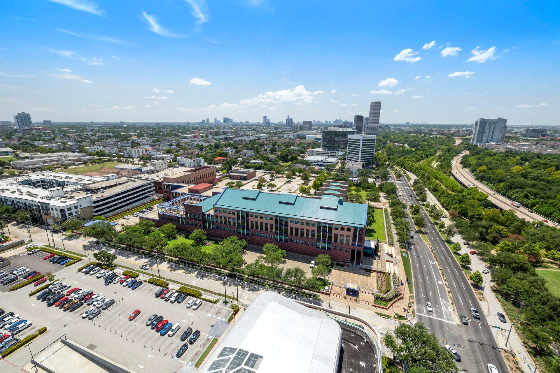 1711 Allen Parkway, #2001, Houston, TX 77019 Area/Community Photo