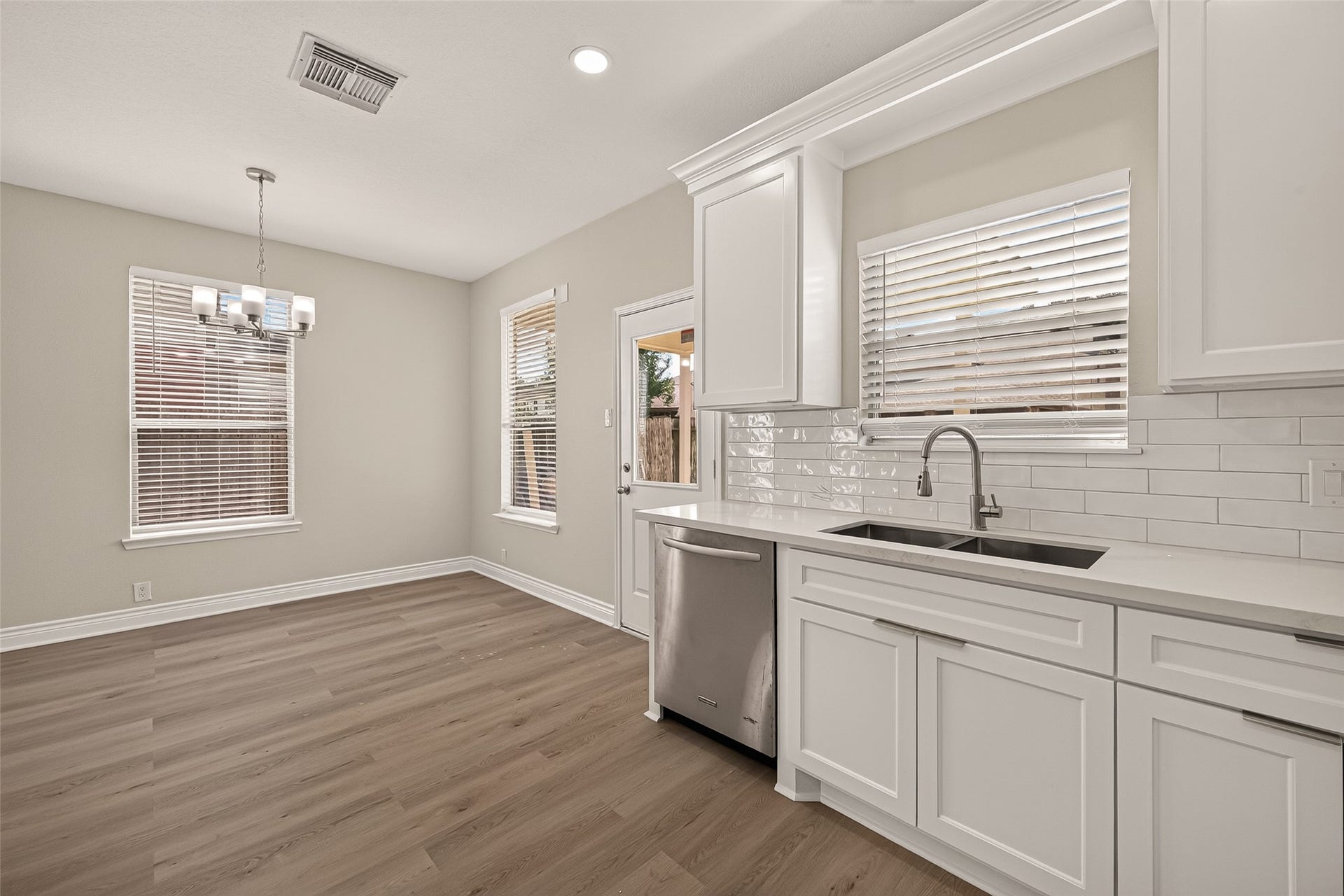 6330 Richland Hills Drive, Katy, TX 77494 6330 Richland Hills Drive, Katy, TX 77494