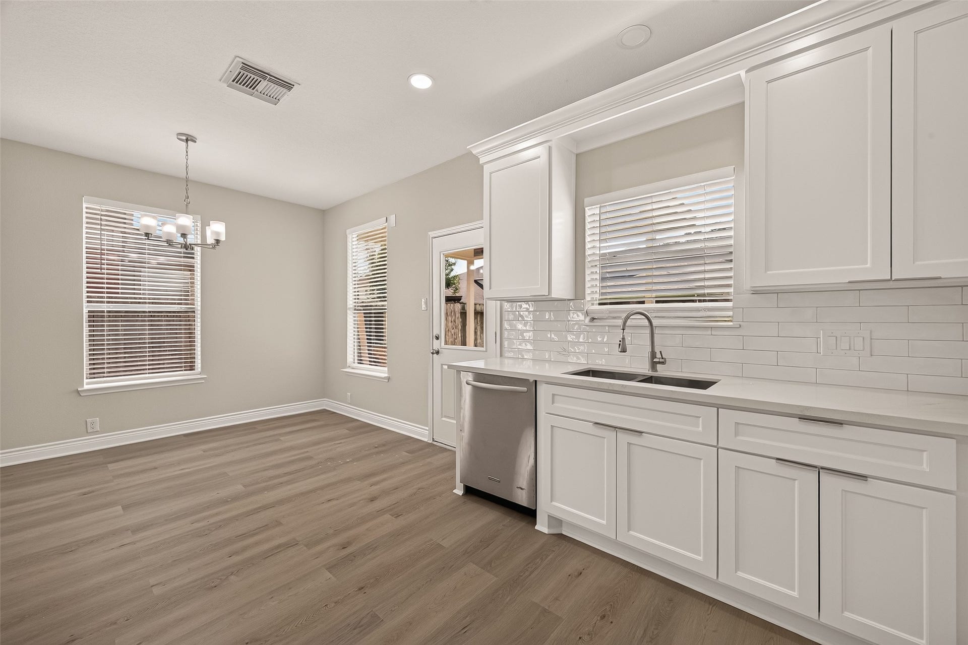 6330 Richland Hills Drive, Katy, TX 77494 6330 Richland Hills Drive, Katy, TX 77494