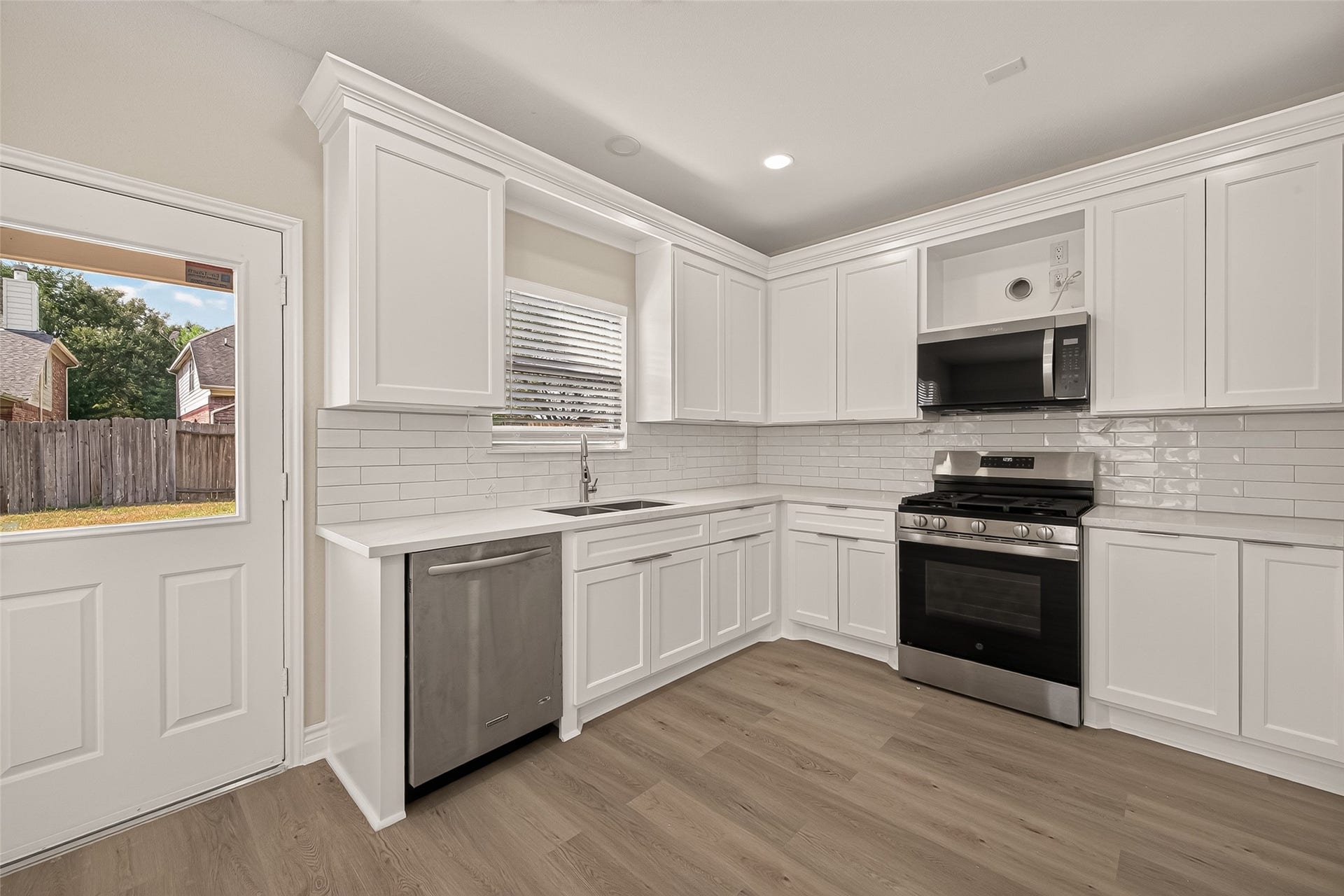 6330 Richland Hills Drive, Katy, TX 77494 6330 Richland Hills Drive, Katy, TX 77494
