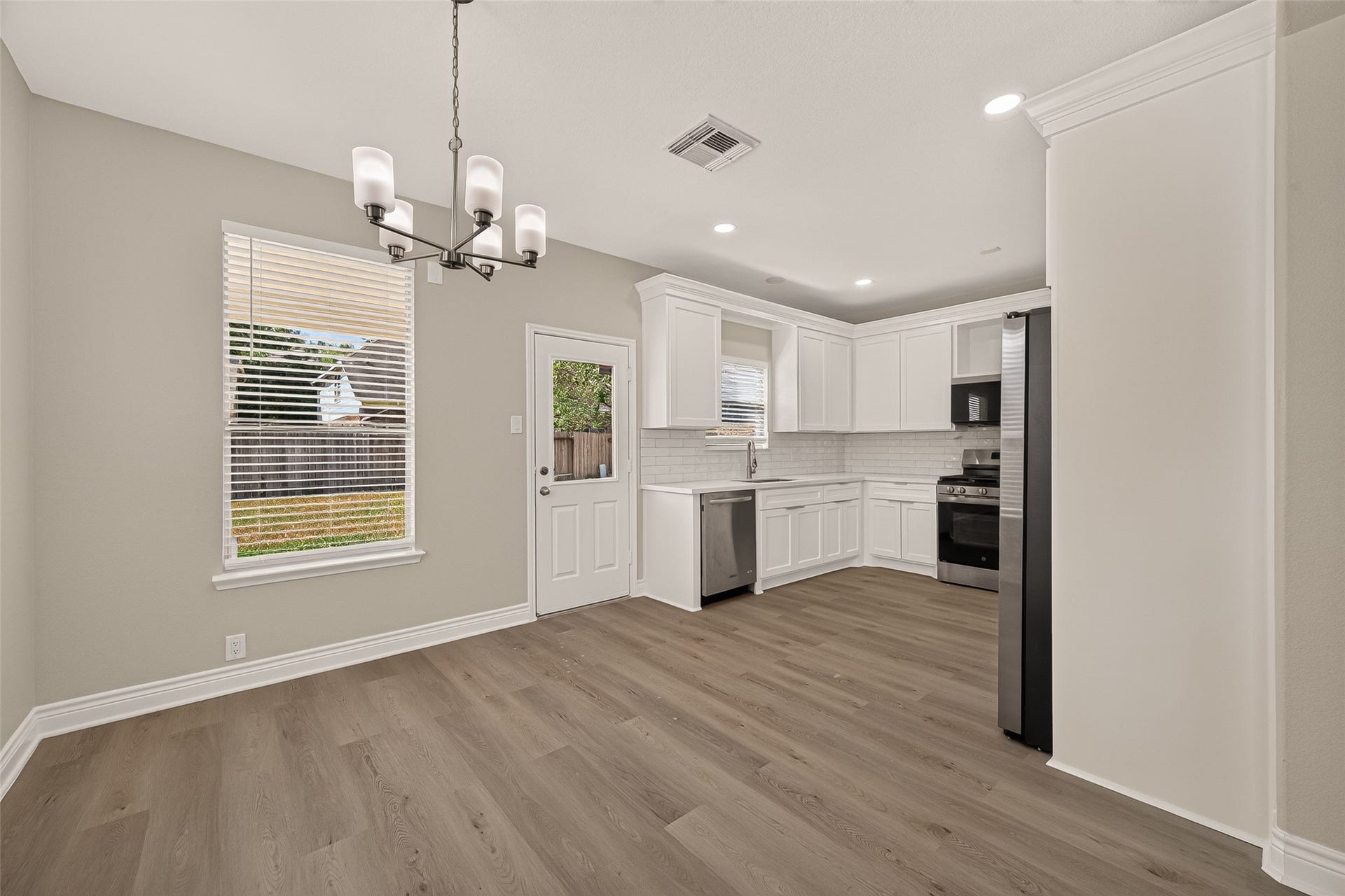 6330 Richland Hills Drive, Katy, TX 77494 6330 Richland Hills Drive, Katy, TX 77494