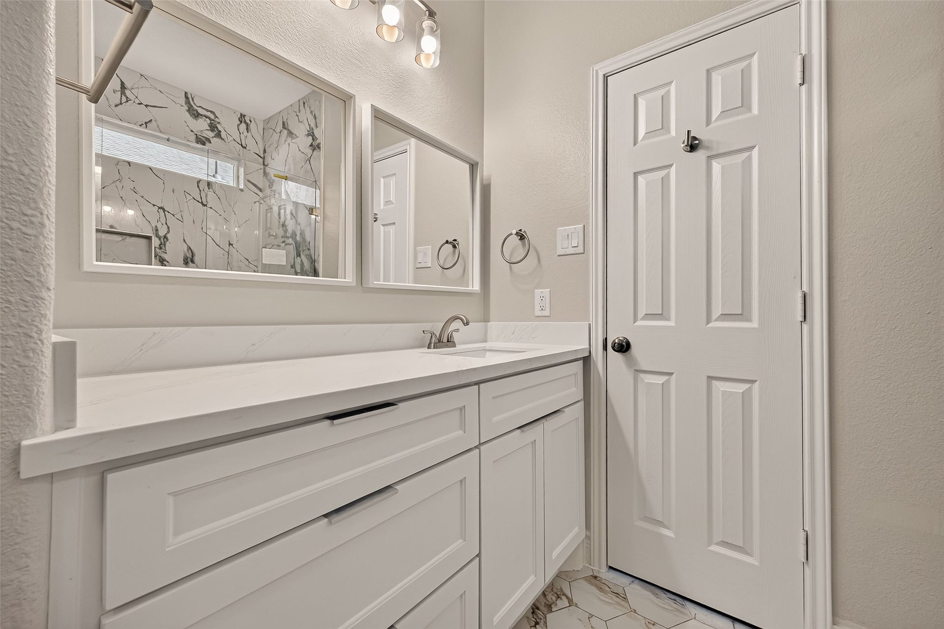 6330 Richland Hills Drive, Katy, TX 77494 6330 Richland Hills Drive, Katy, TX 77494