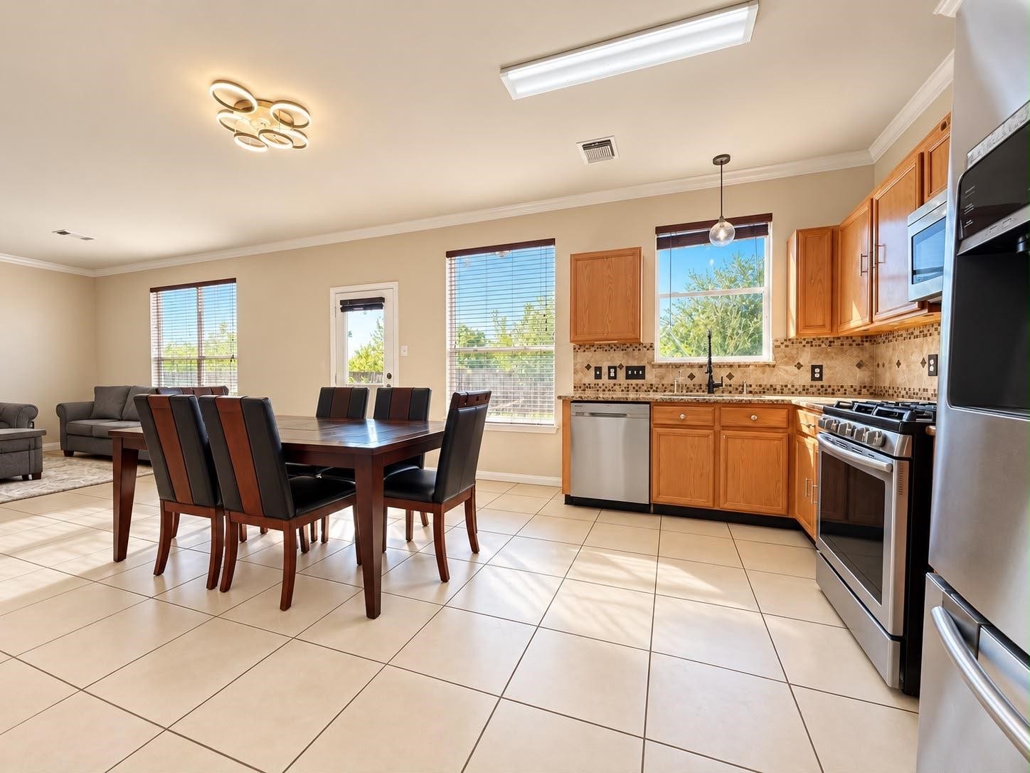 16343 Bettong Court, Sugar Land, TX 77498 16343 Bettong Court, Sugar Land, TX 77498