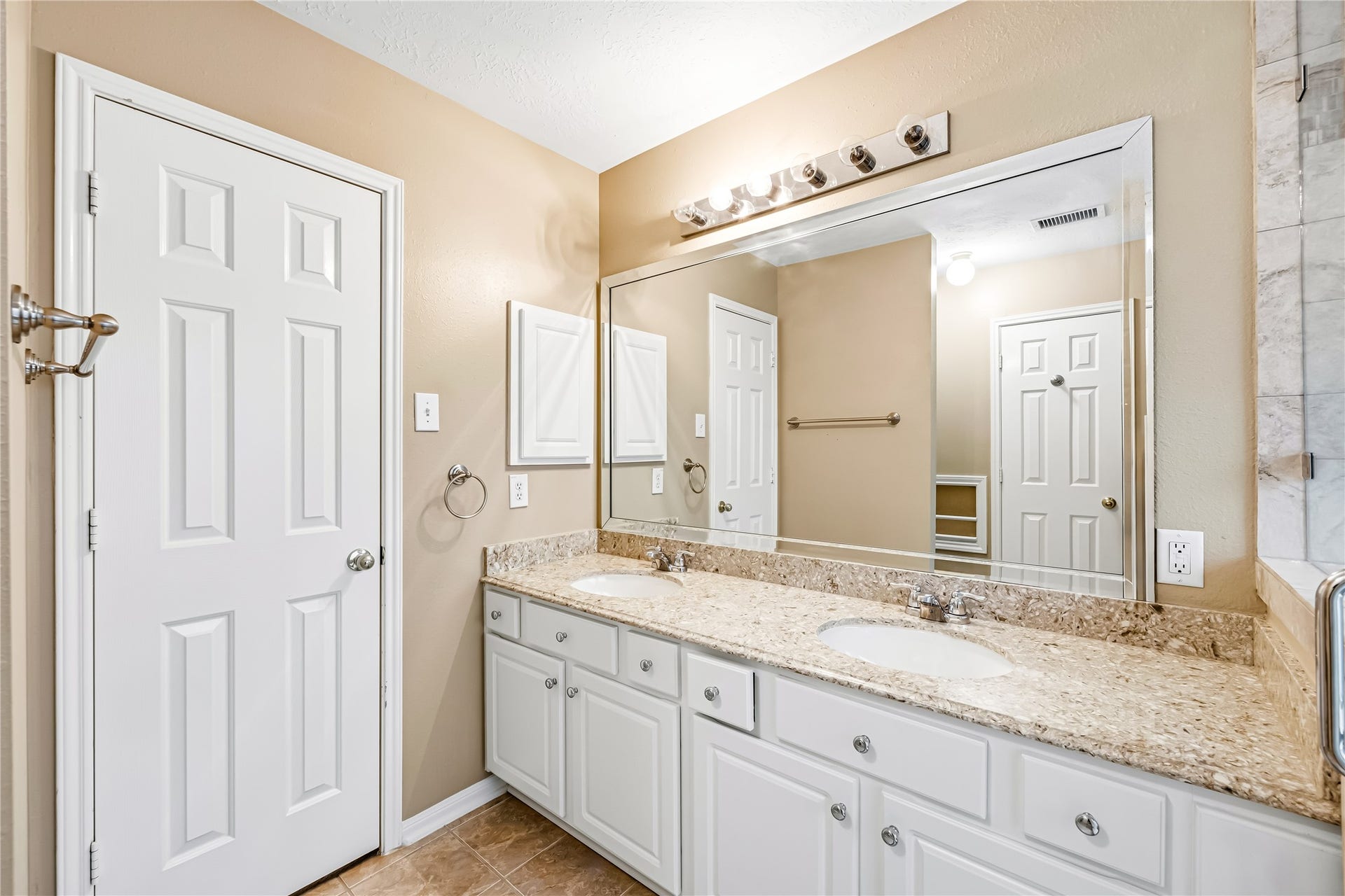 11123 Cactus Point Court, Houston, TX 77095