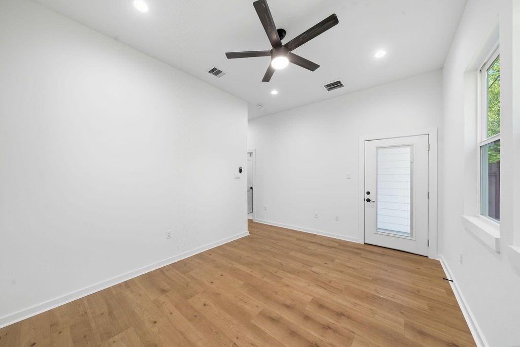 5029 Van Fleet Street, #A, Houston, TX 77033