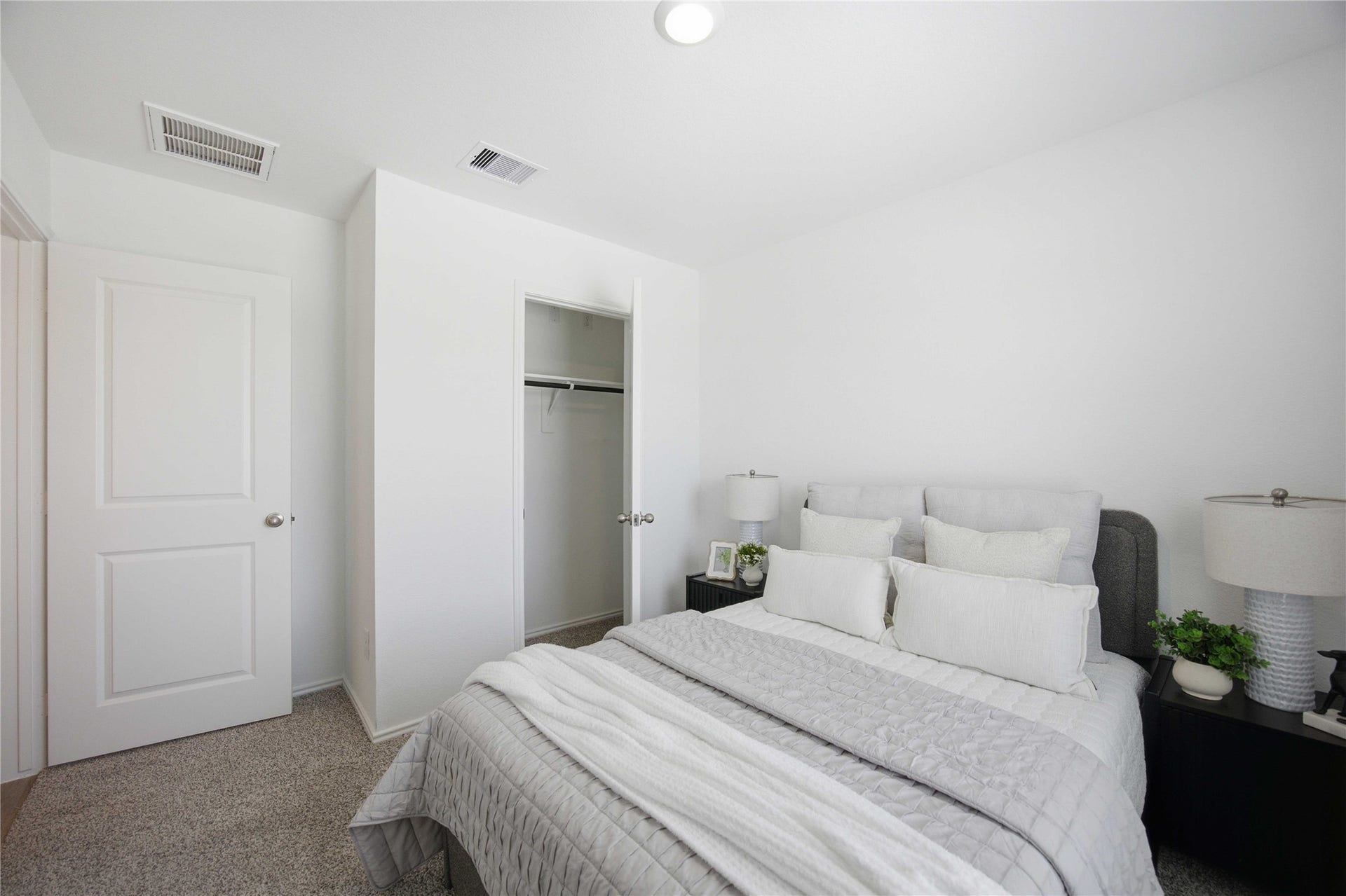 6029 Pineapple Street, Houston, TX 77048