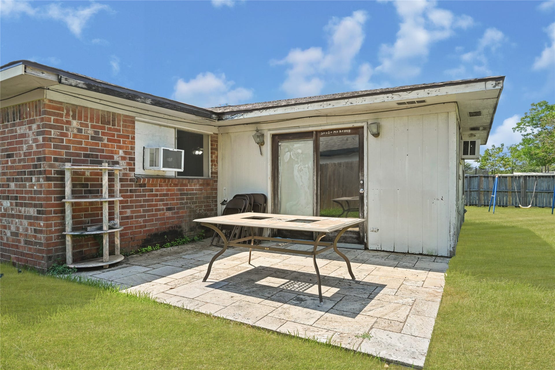 4811 25th Street, Dickinson, TX 77539 4811 25th Street, Dickinson, TX 77539