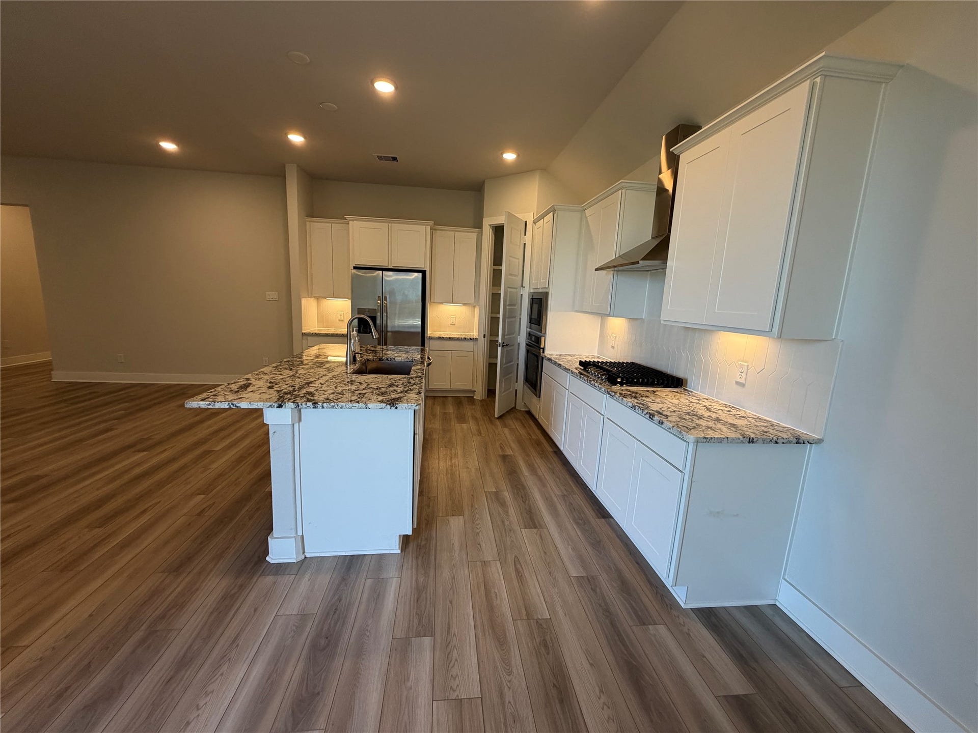 3306 Salton Sea Drive, Texas City, TX 77568 3306 Salton Sea Drive, Texas City, TX 77568