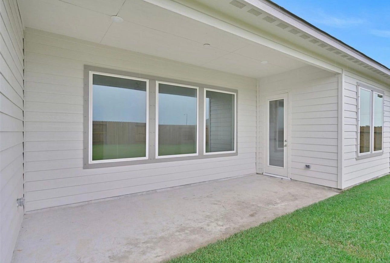 3306 Salton Sea Drive, Texas City, TX 77568 Covered Patio