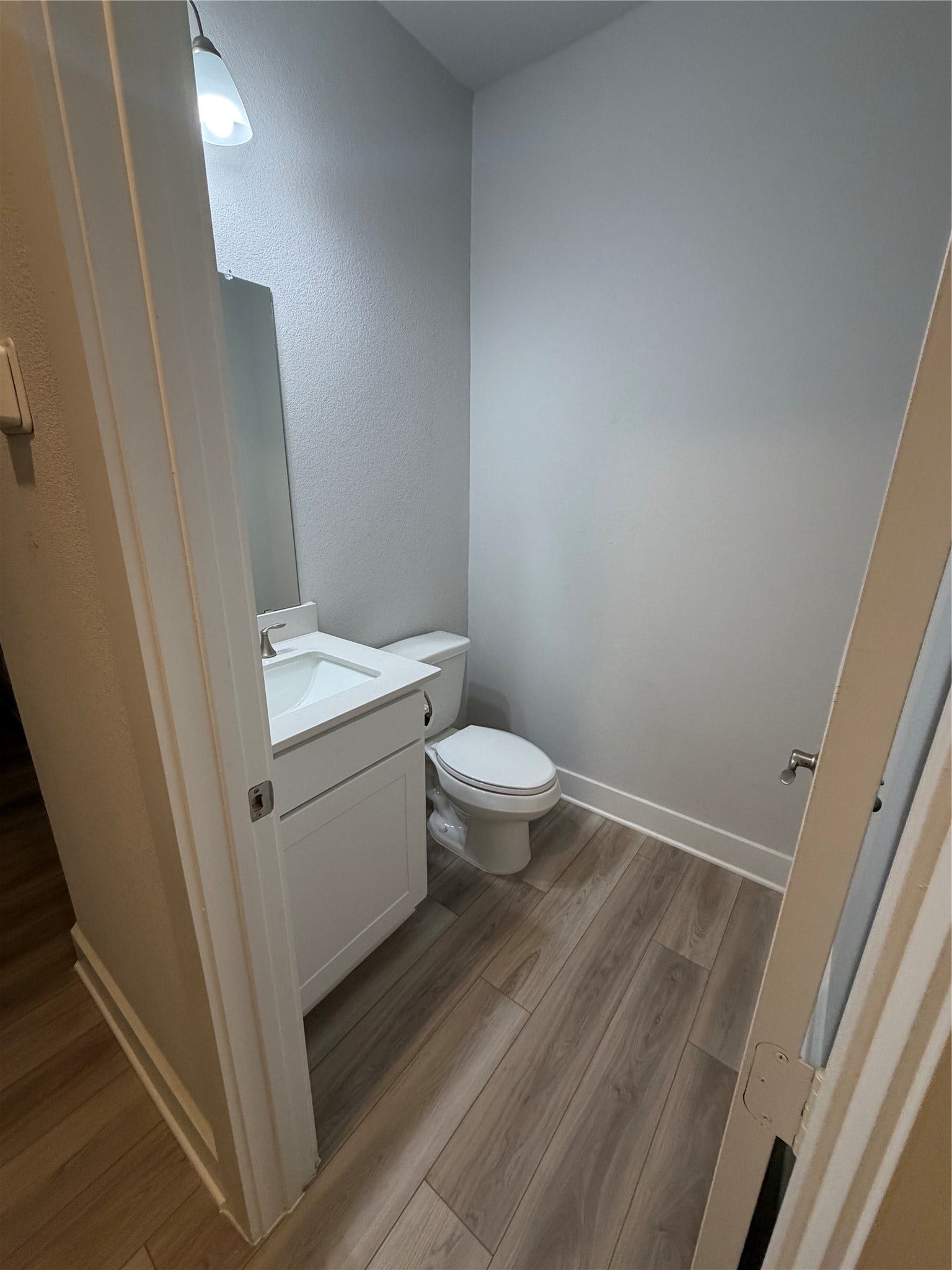 3306 Salton Sea Drive, Texas City, TX 77568 Half bath