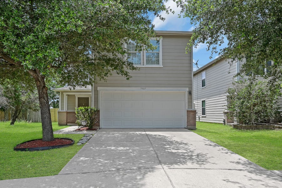 Property photo for 7507 Cypress Edge Drive, Cypress, TX