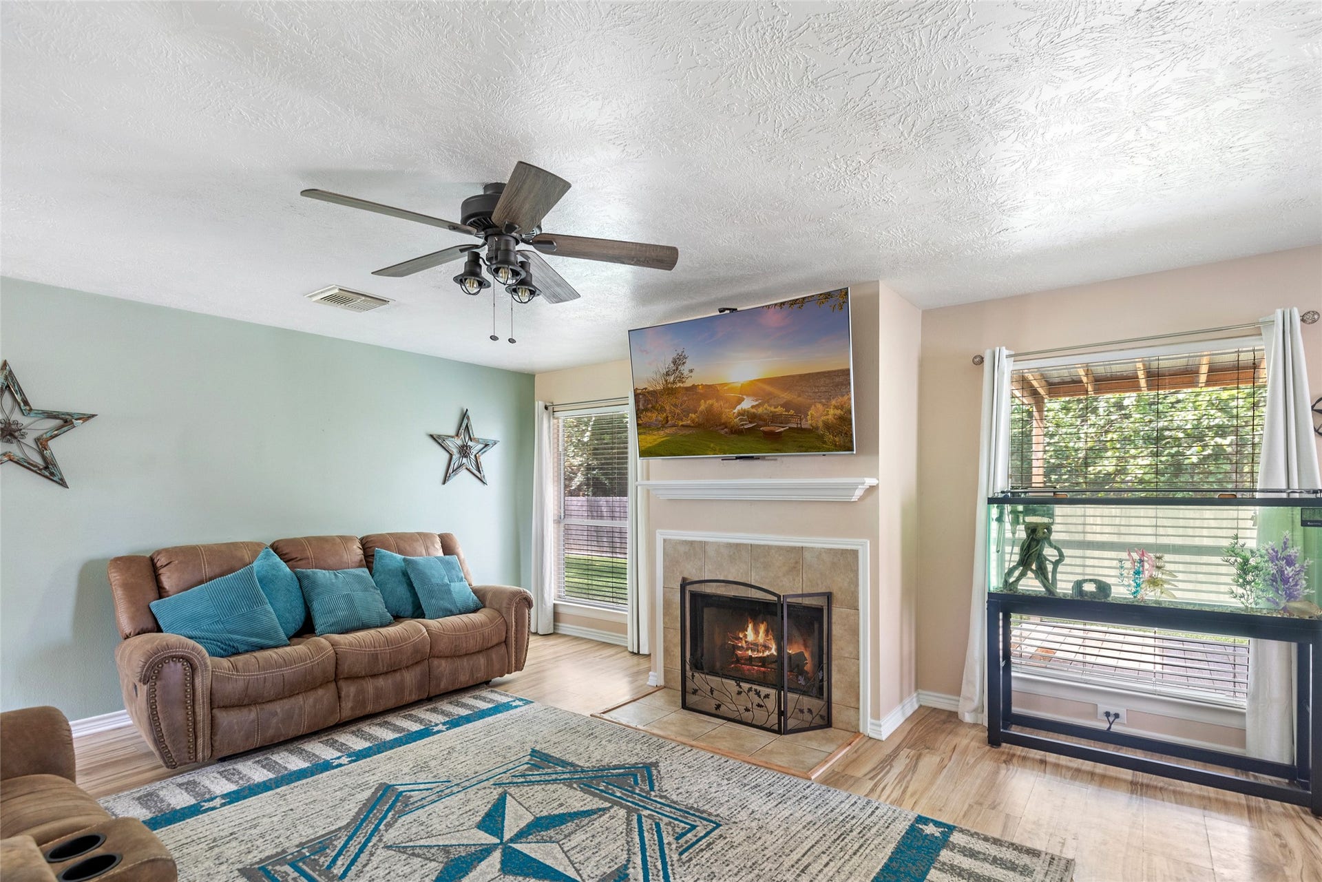 17703 Typhoon Way, Crosby, TX 77532