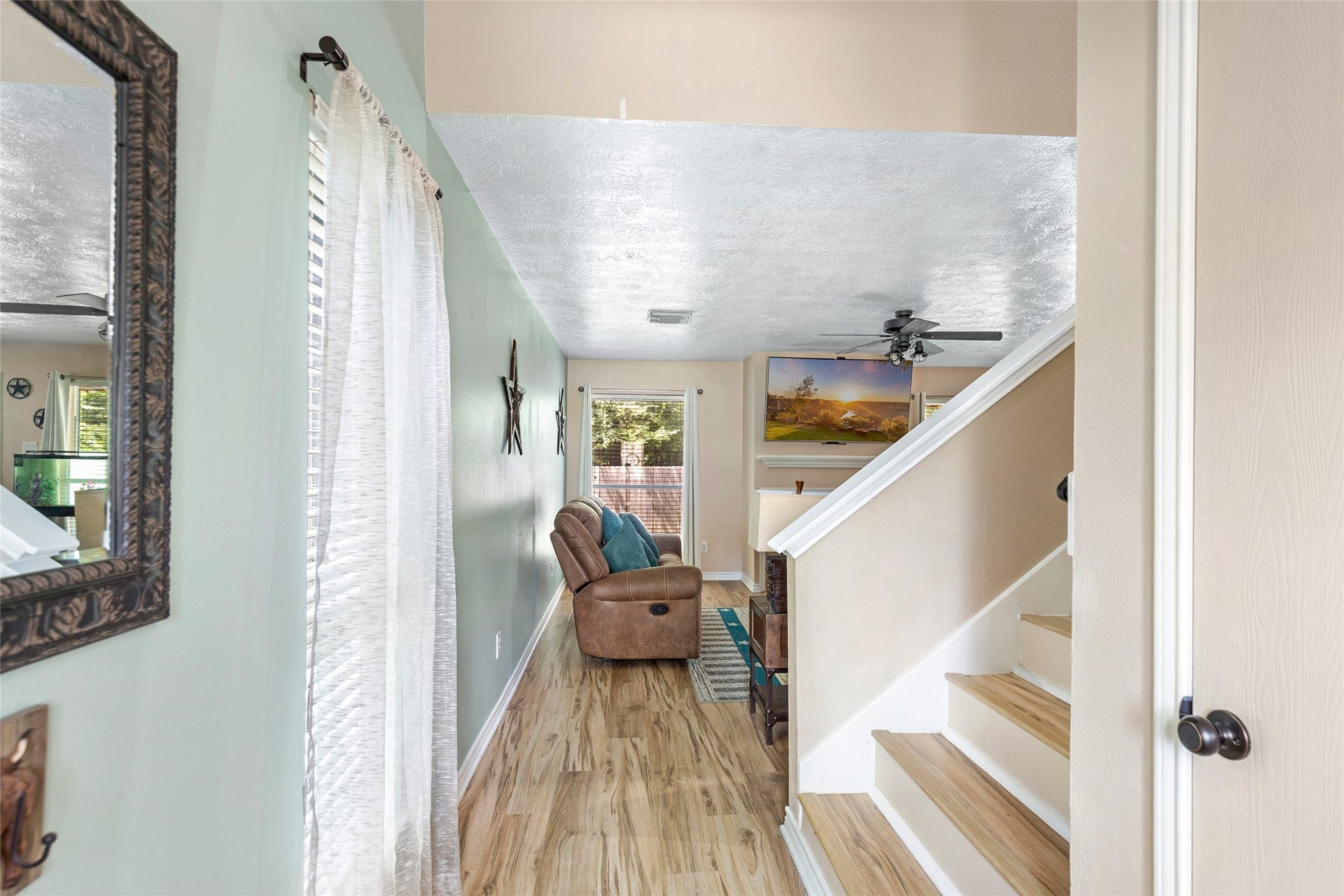 17703 Typhoon Way, Crosby, TX 77532