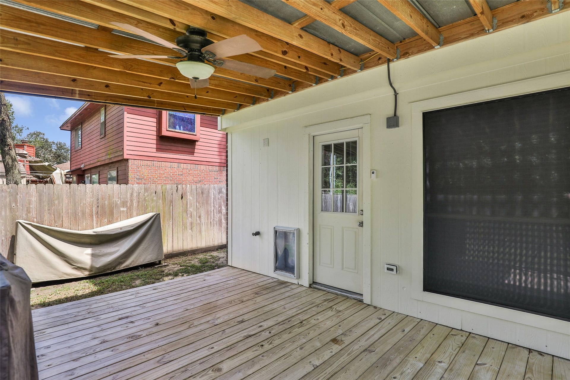 17703 Typhoon Way, Crosby, TX 77532