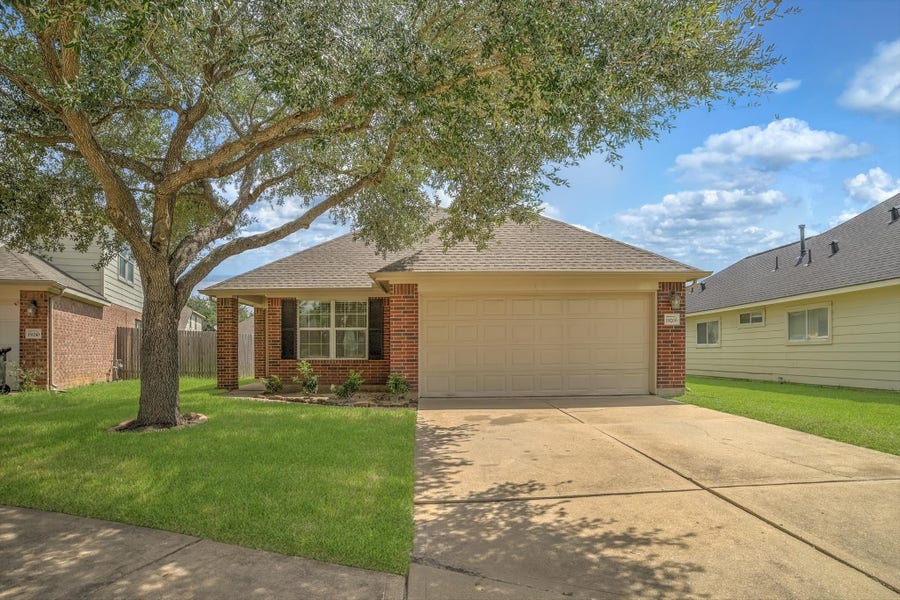 Property photo for 19206 Terra Forest Court, Katy, TX