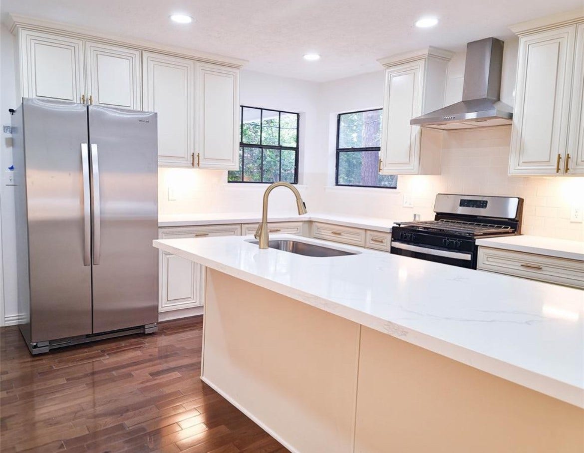1710 Hill Top Lane, Kingwood, TX 77339 1710 Hill Top Lane, Kingwood, TX 77339