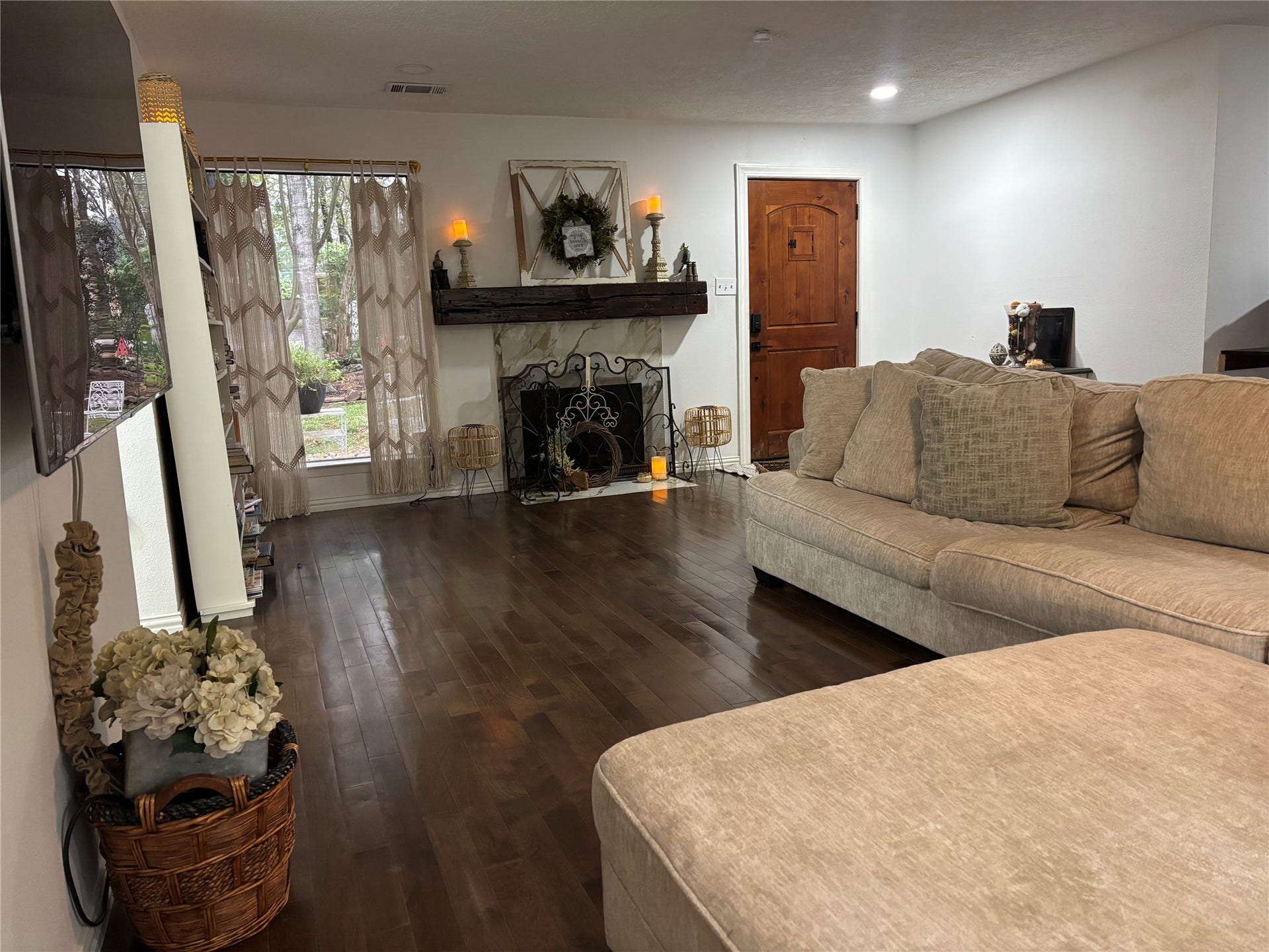 1710 Hill Top Lane, Kingwood, TX 77339 1710 Hill Top Lane, Kingwood, TX 77339