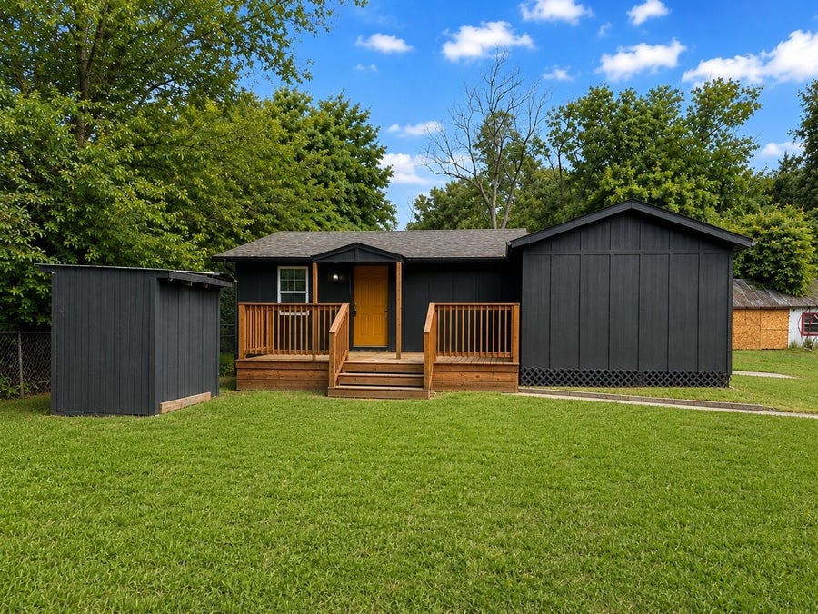 Property photo for 15517 Highway 6, Santa Fe, TX