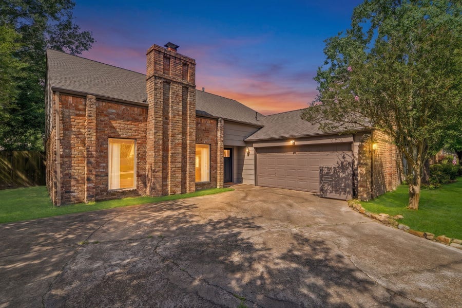 Property photo for 8907 Wilson Reid Drive, Houston, TX