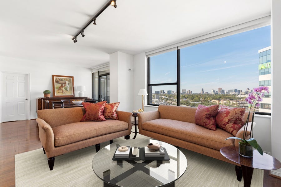 Property photo for 14 Greenway Plaza, #12L, Houston, TX
