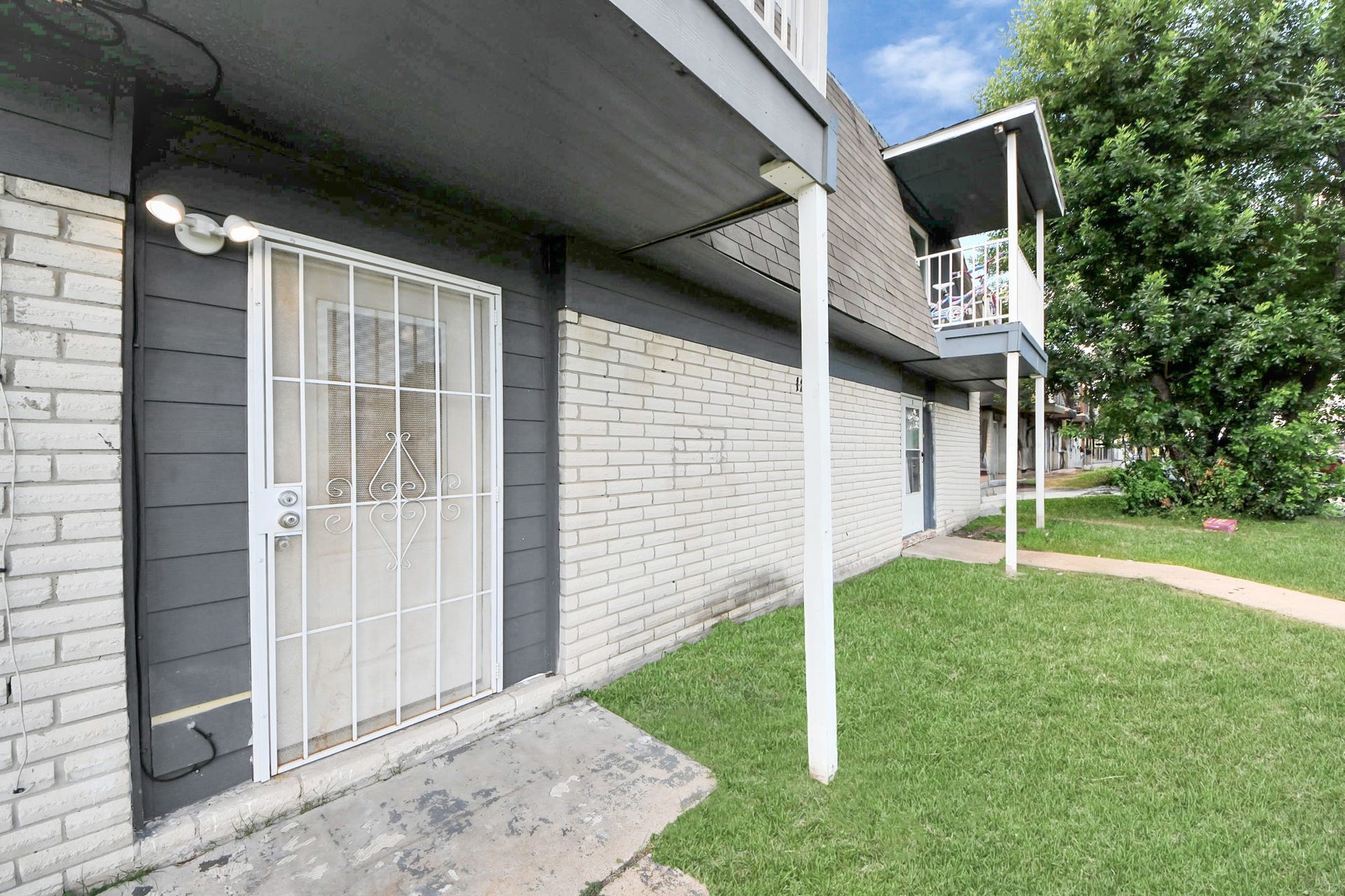 12068 Beechnut Street Street, #C, Houston, TX 77072 12068 Beechnut Street Street, #C, Houston, TX 77072