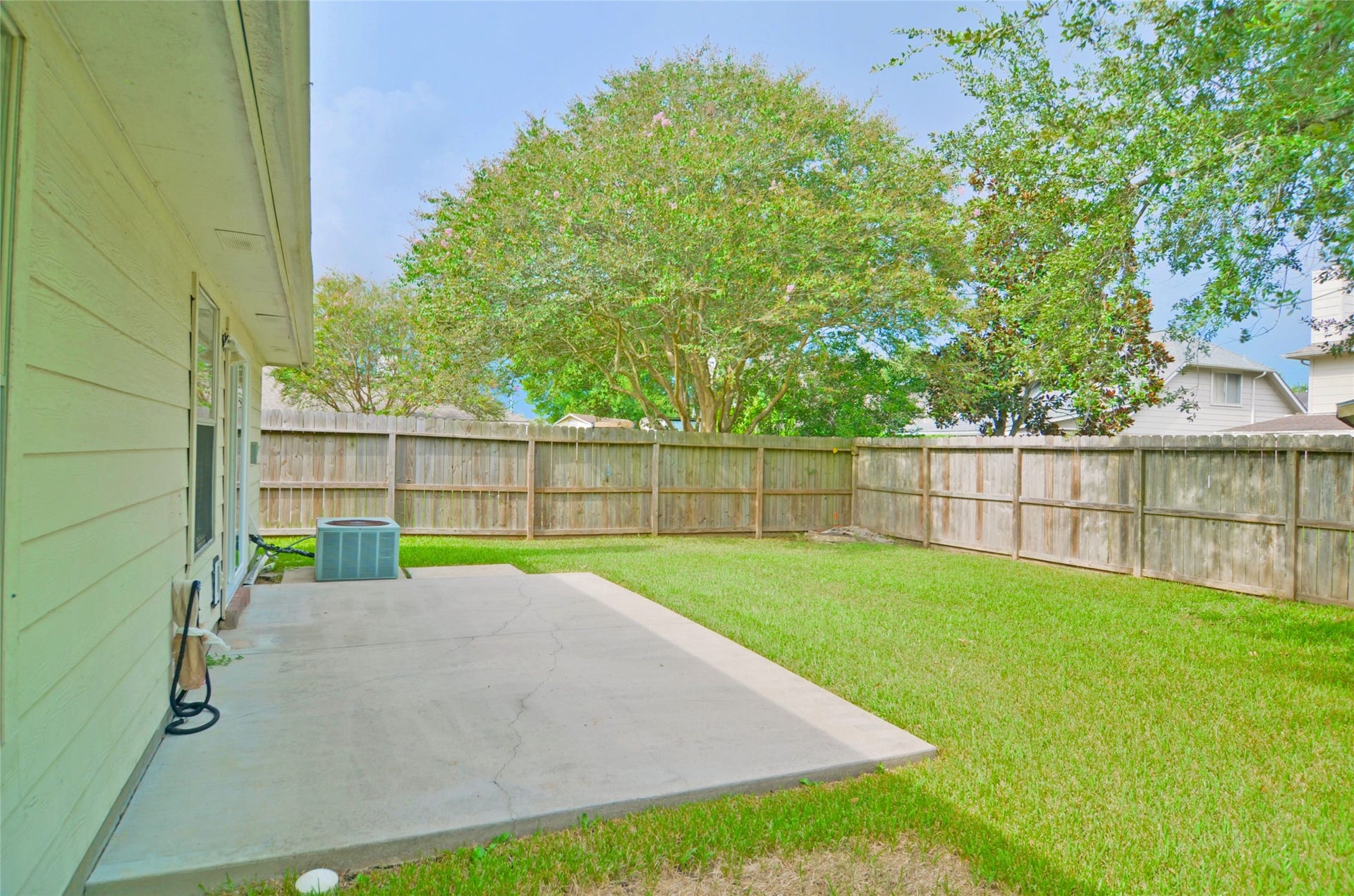 16915 Lighthouse View Drive, Friendswood, TX 77546