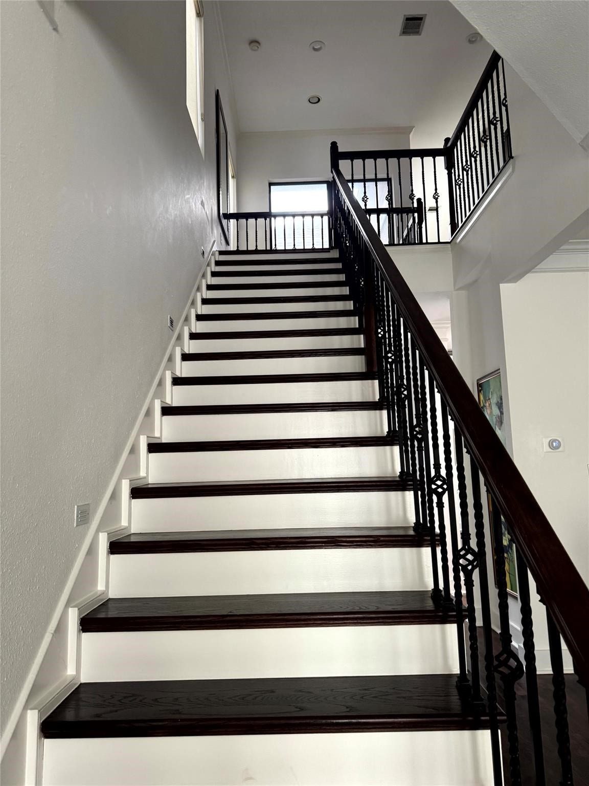 824 Birdsall Street, Houston, TX 77007 Staircase