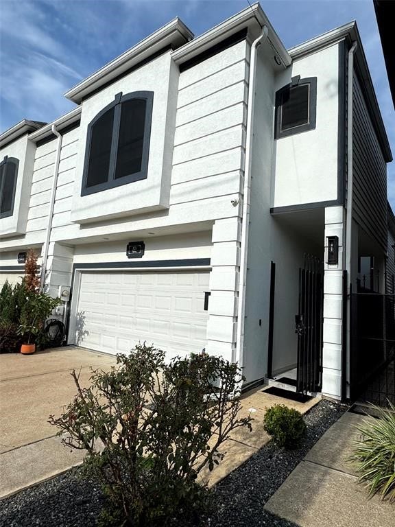 824 Birdsall Street, Houston, TX 77007 Side View / Exterior