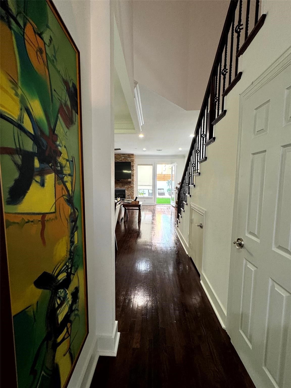 824 Birdsall Street, Houston, TX 77007 Hallway / Staircase