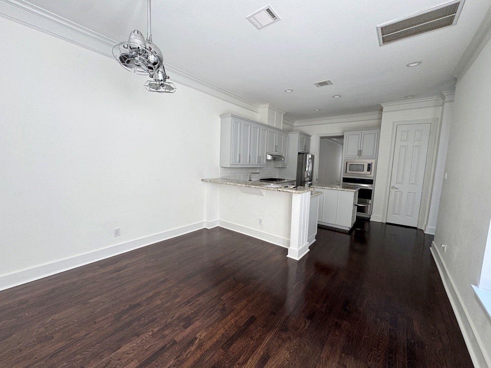 824 Birdsall Street, Houston, TX 77007 Kitchen area/ Open Concept View