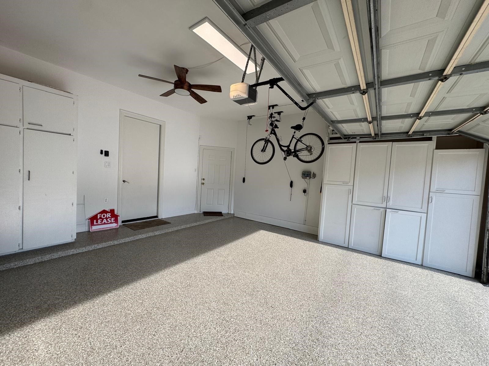 824 Birdsall Street, Houston, TX 77007 Garage Interior