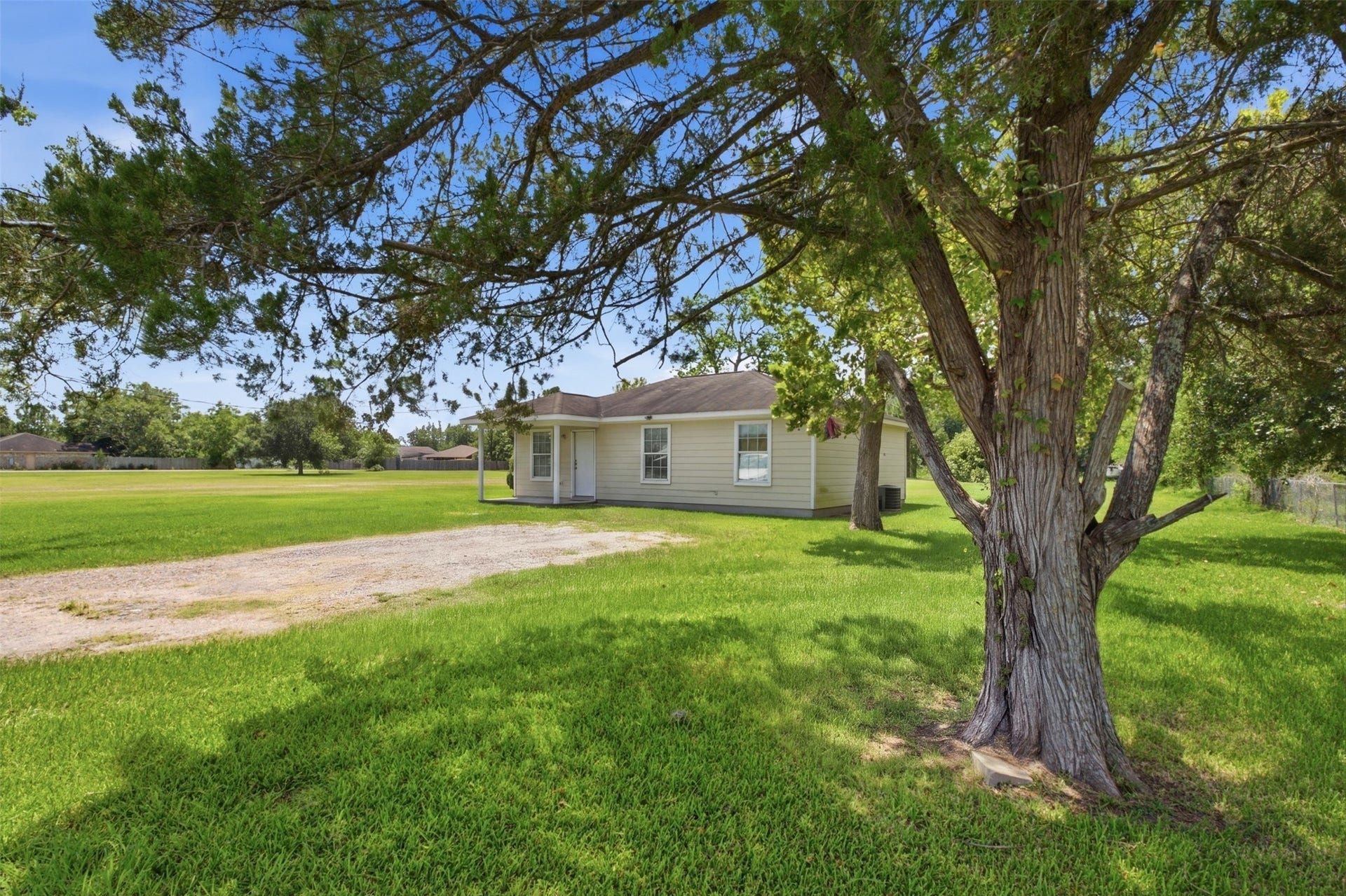4314 Avenue T, Santa Fe, TX 77510 4314 Avenue T, Santa Fe, TX 77510