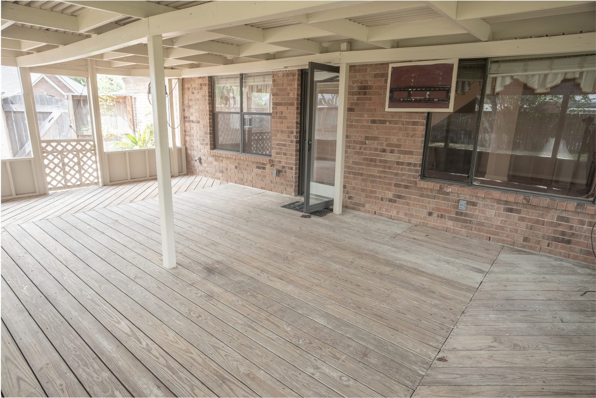 Screened in Porch