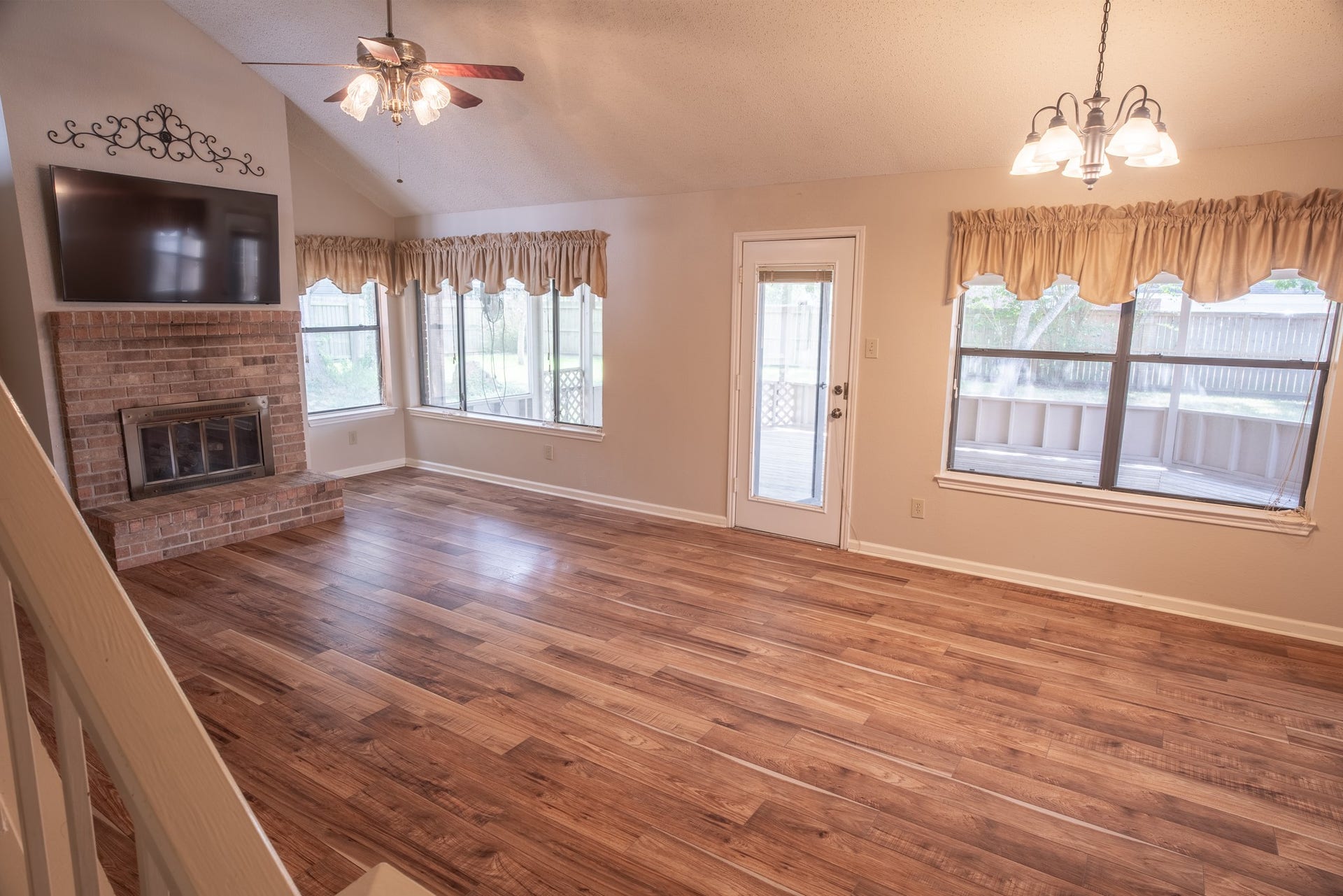 232 Trailride Road Road, Angleton, TX 77515
