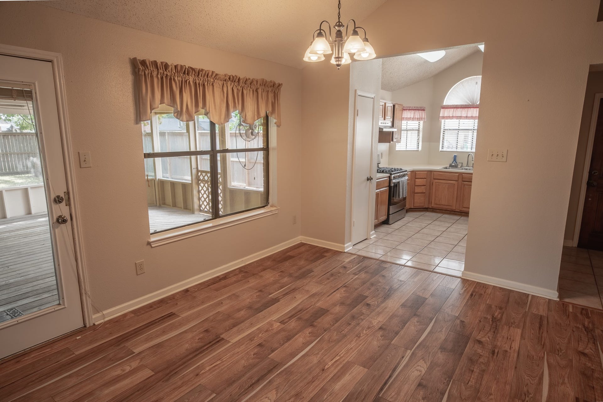 Dining Area Right off the Kitchen